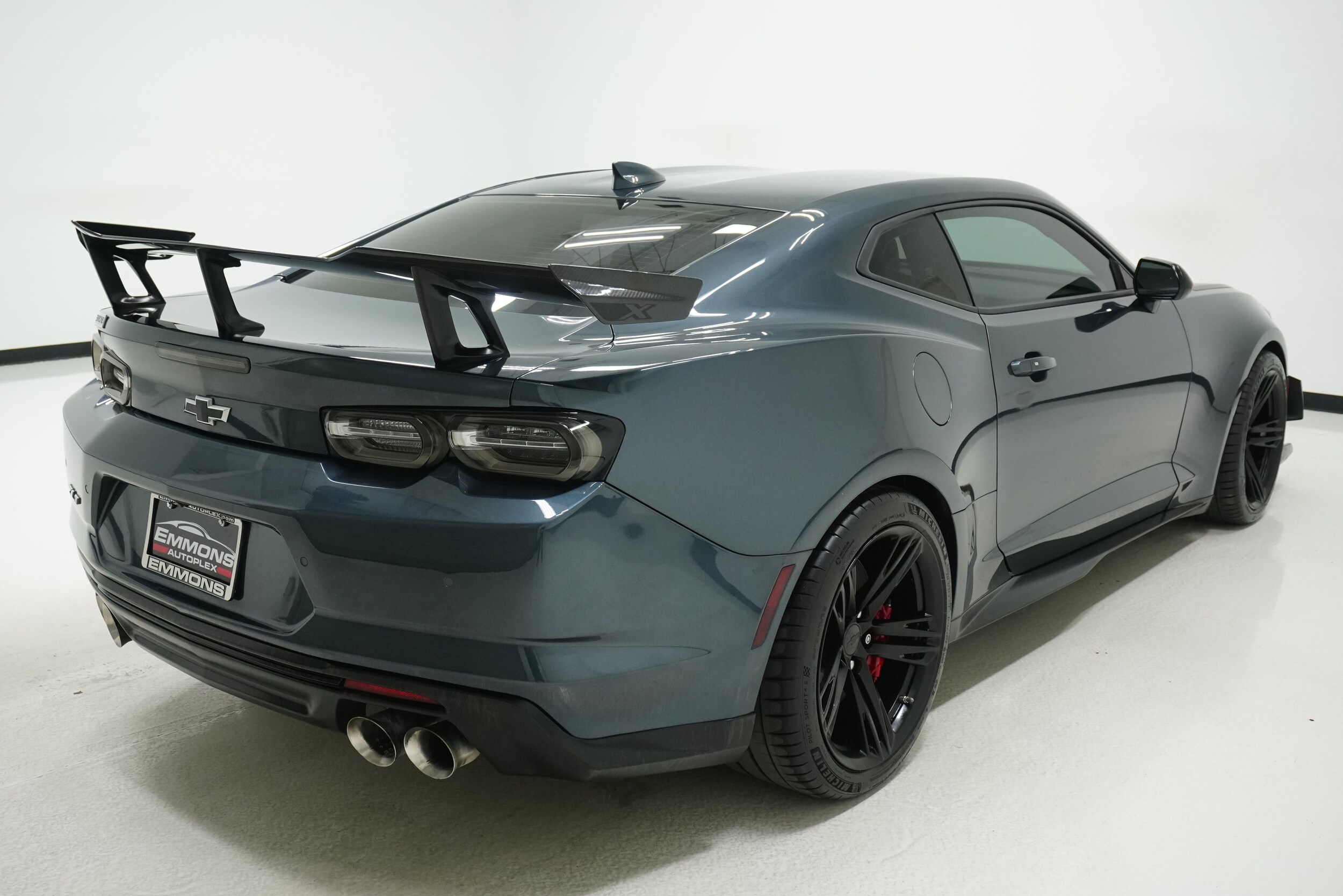 2019 Chevrolet Camaro ZL1 1LE photo 4
