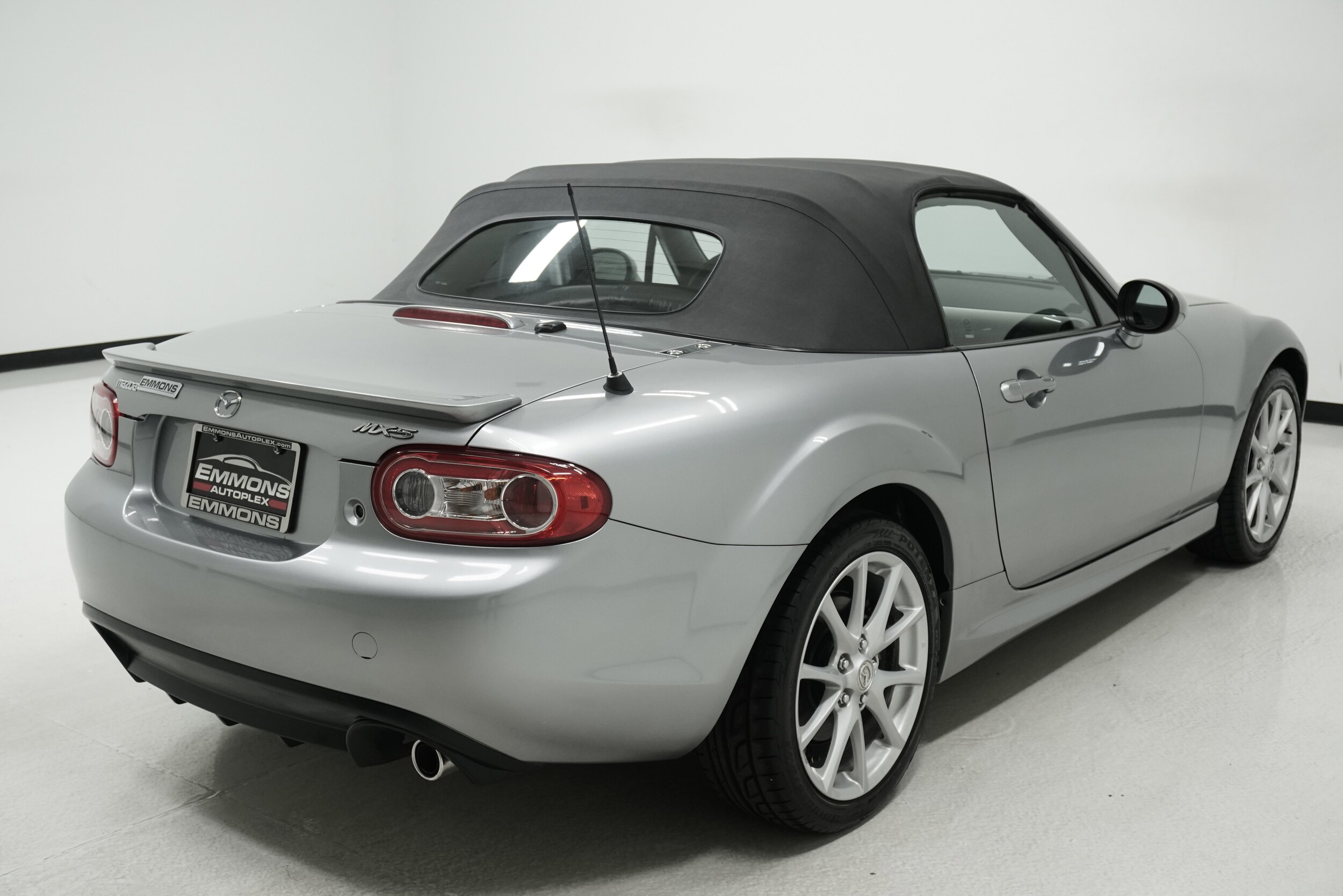 2009 Mazda MX-5 Miata Miata Touring photo 4