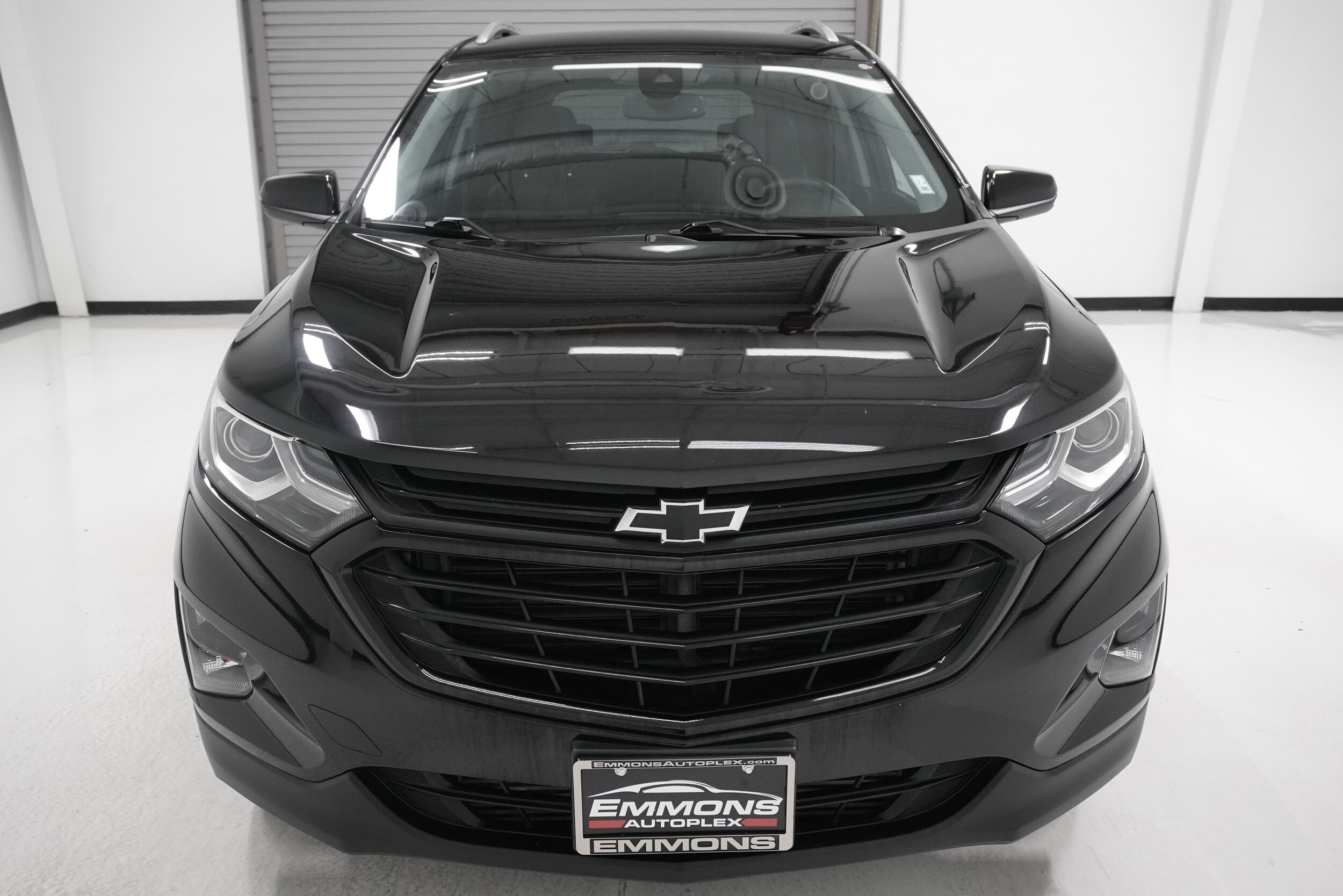 2020 Chevrolet Equinox LT photo 2