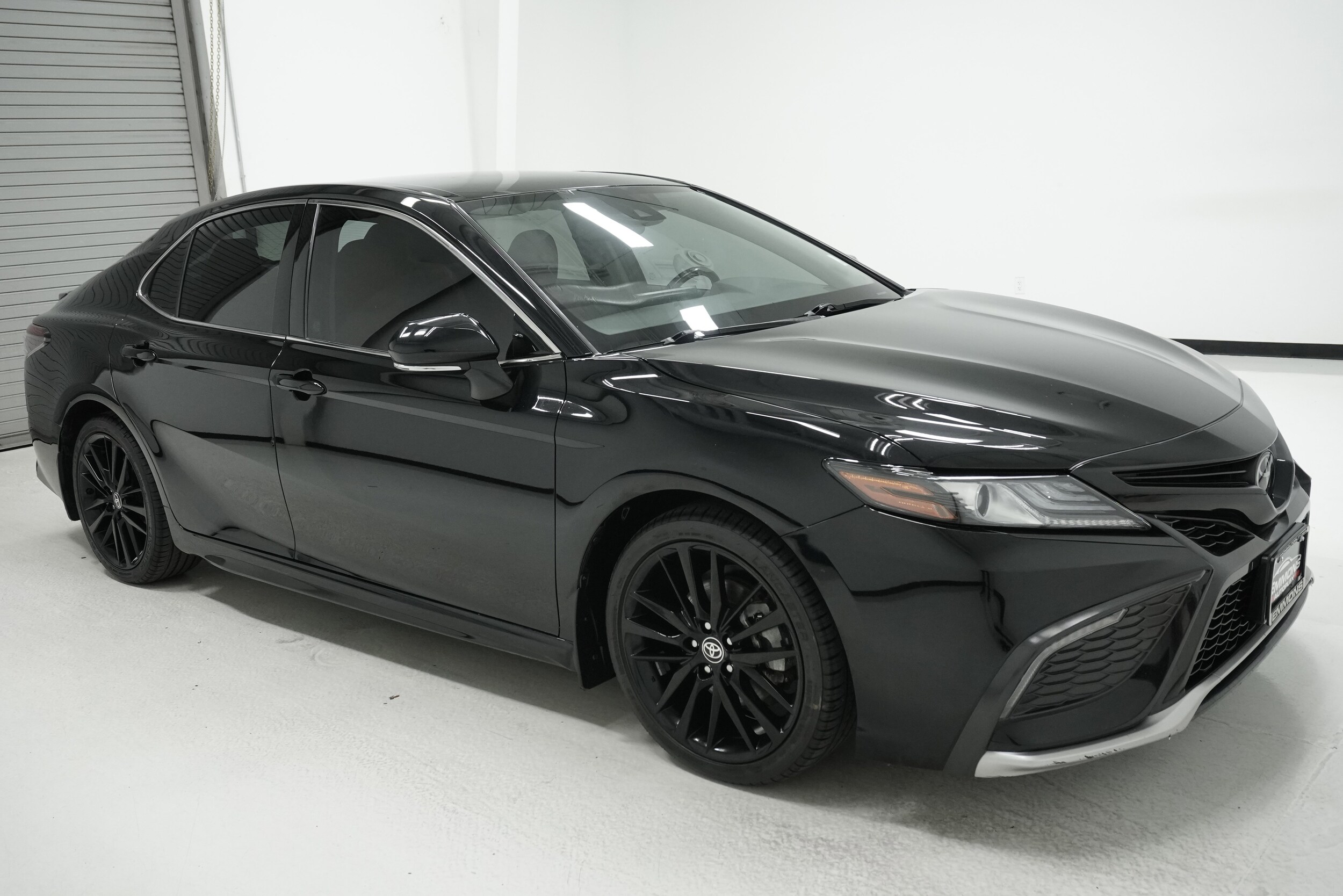 2022 Toyota Camry XSE photo 3