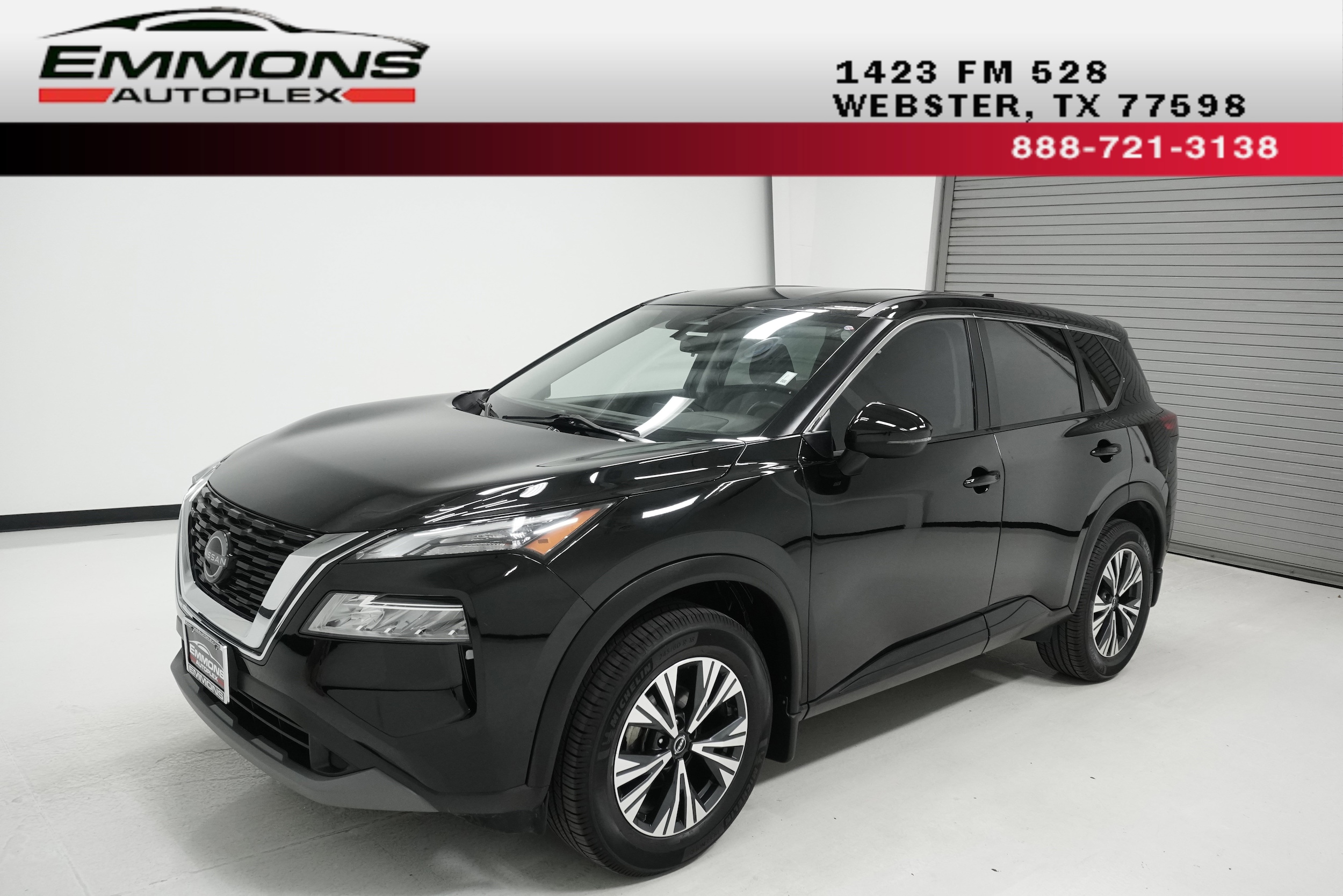 2023 Nissan Rogue SV's photo