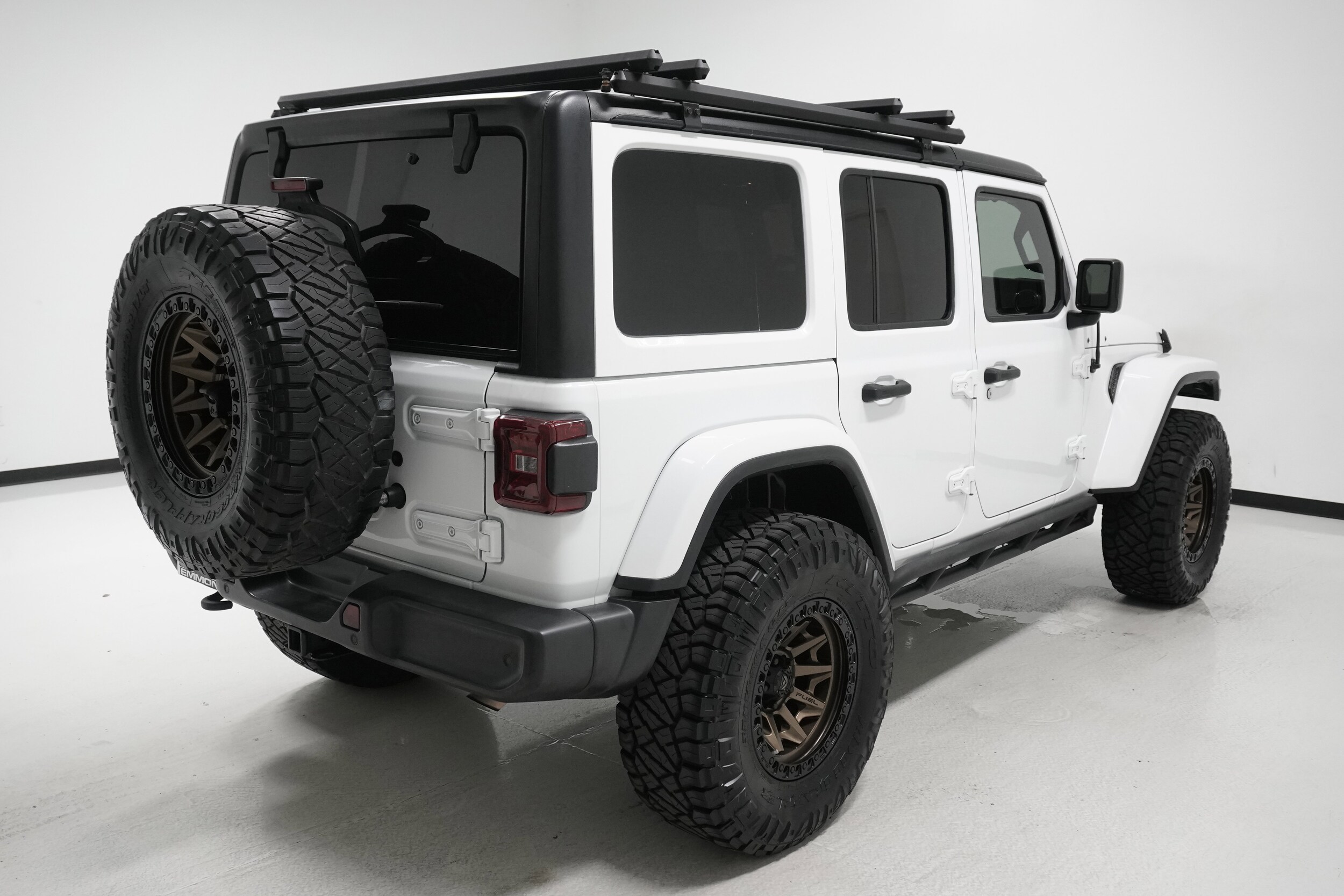 2020 Jeep Wrangler Unlimited Sahara photo 4