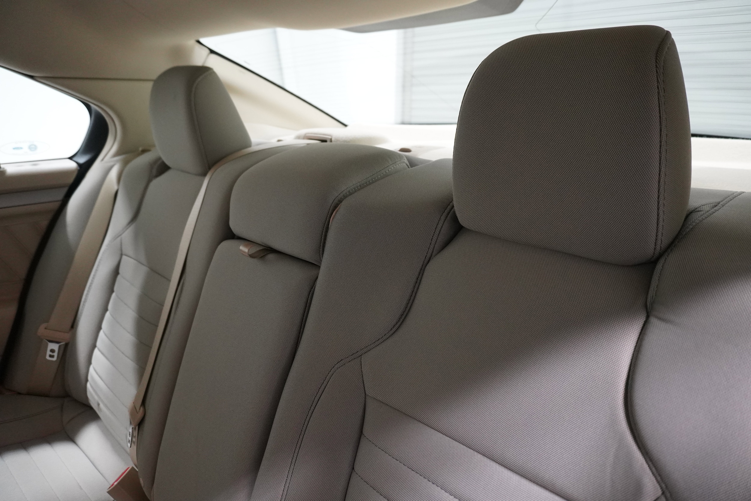 2018 Ford Taurus SE - Photo 11