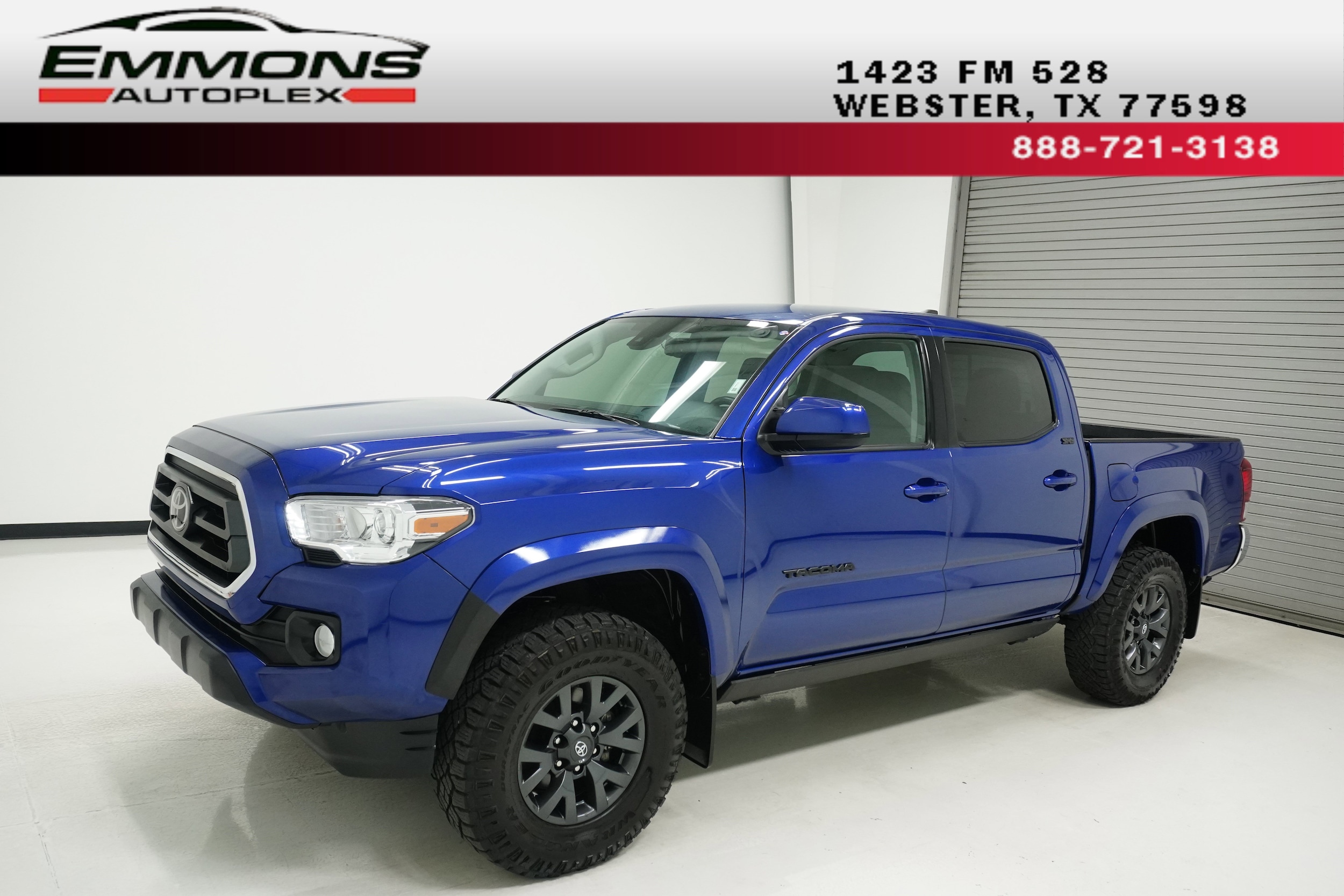 2023 Toyota Tacoma SR5's photo