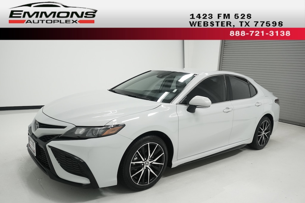 Used 2024 Toyota Camry SE Nightshade Sedan