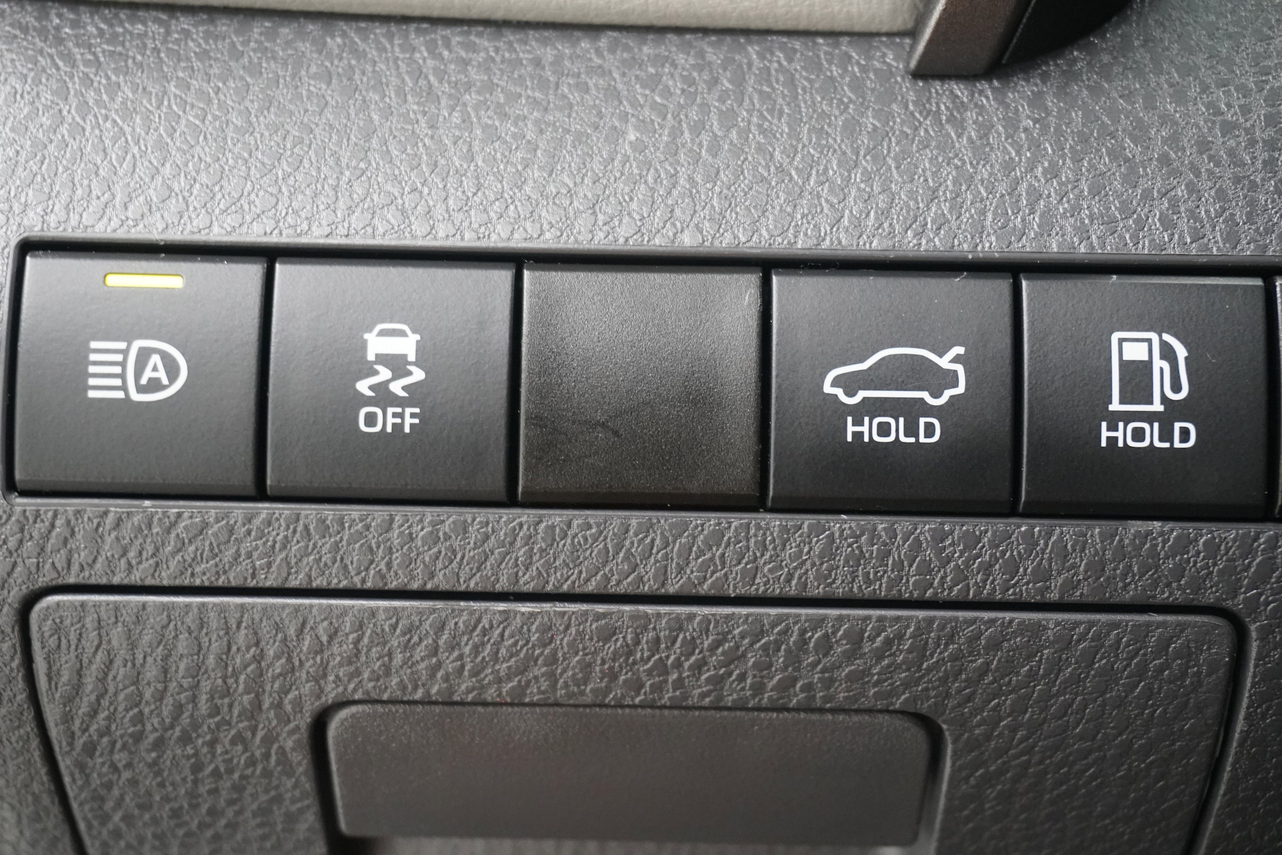 2023 Toyota Camry LE - Photo 21