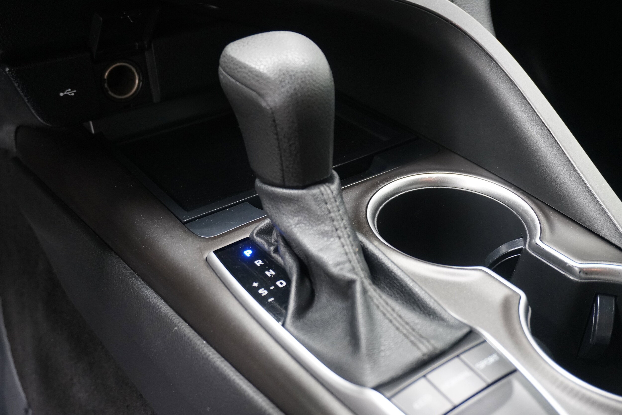 2022 Toyota Camry LE - Photo 20