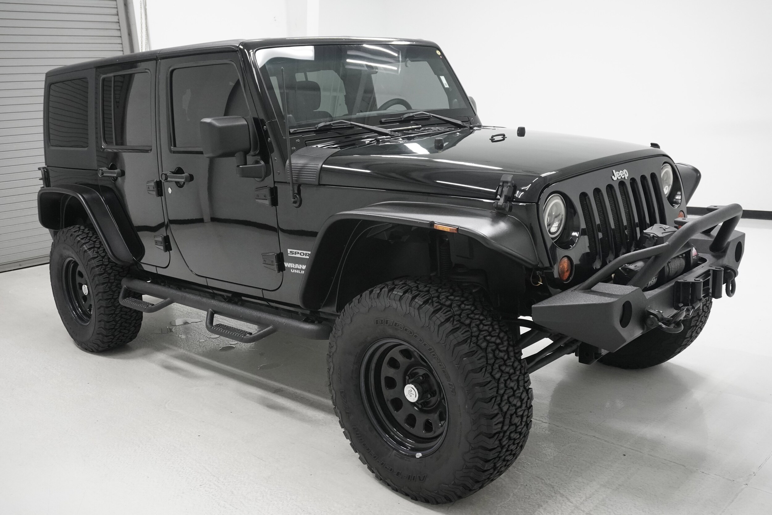 2011 Jeep Wrangler Unlimited Sport photo 3
