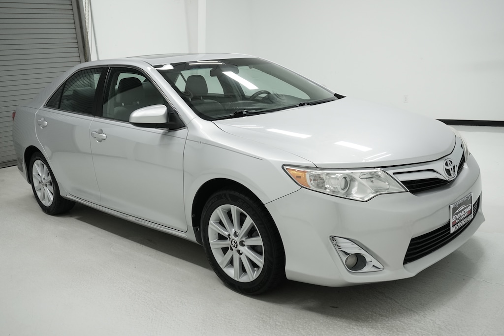 Used 2014 Toyota Camry XLE Sedan