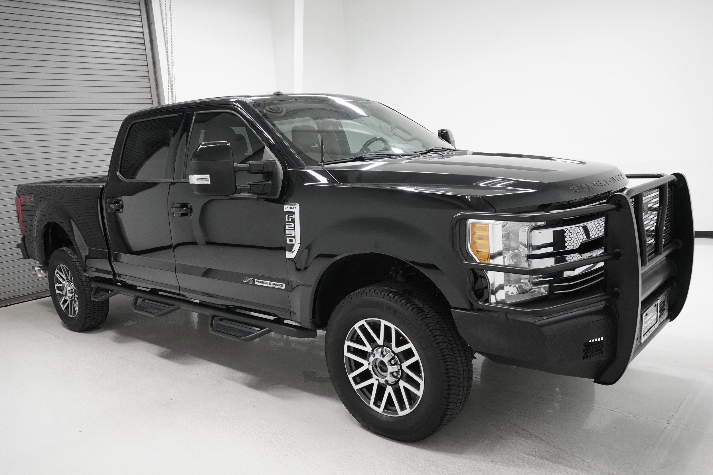 2017 Ford F-250 Lariat photo 3