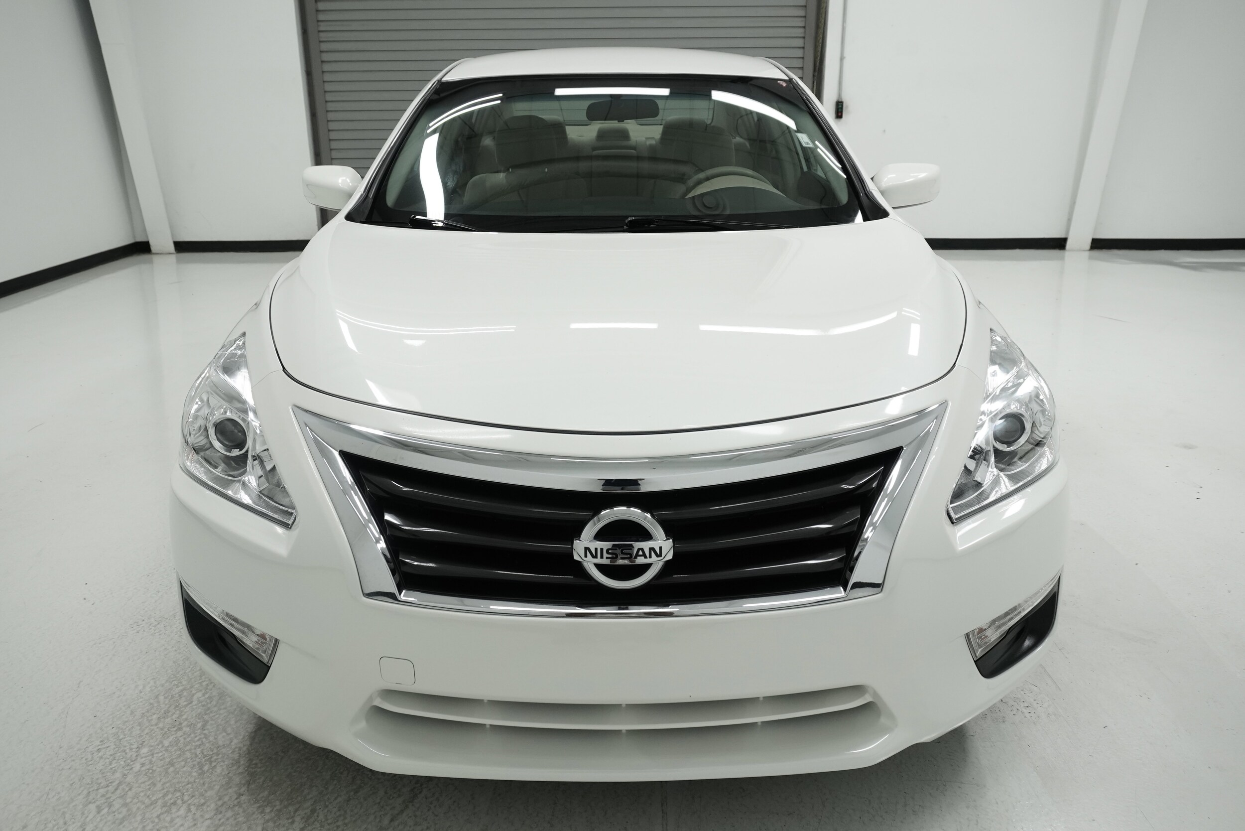 2013 Nissan Altima 2.5 SV photo 2