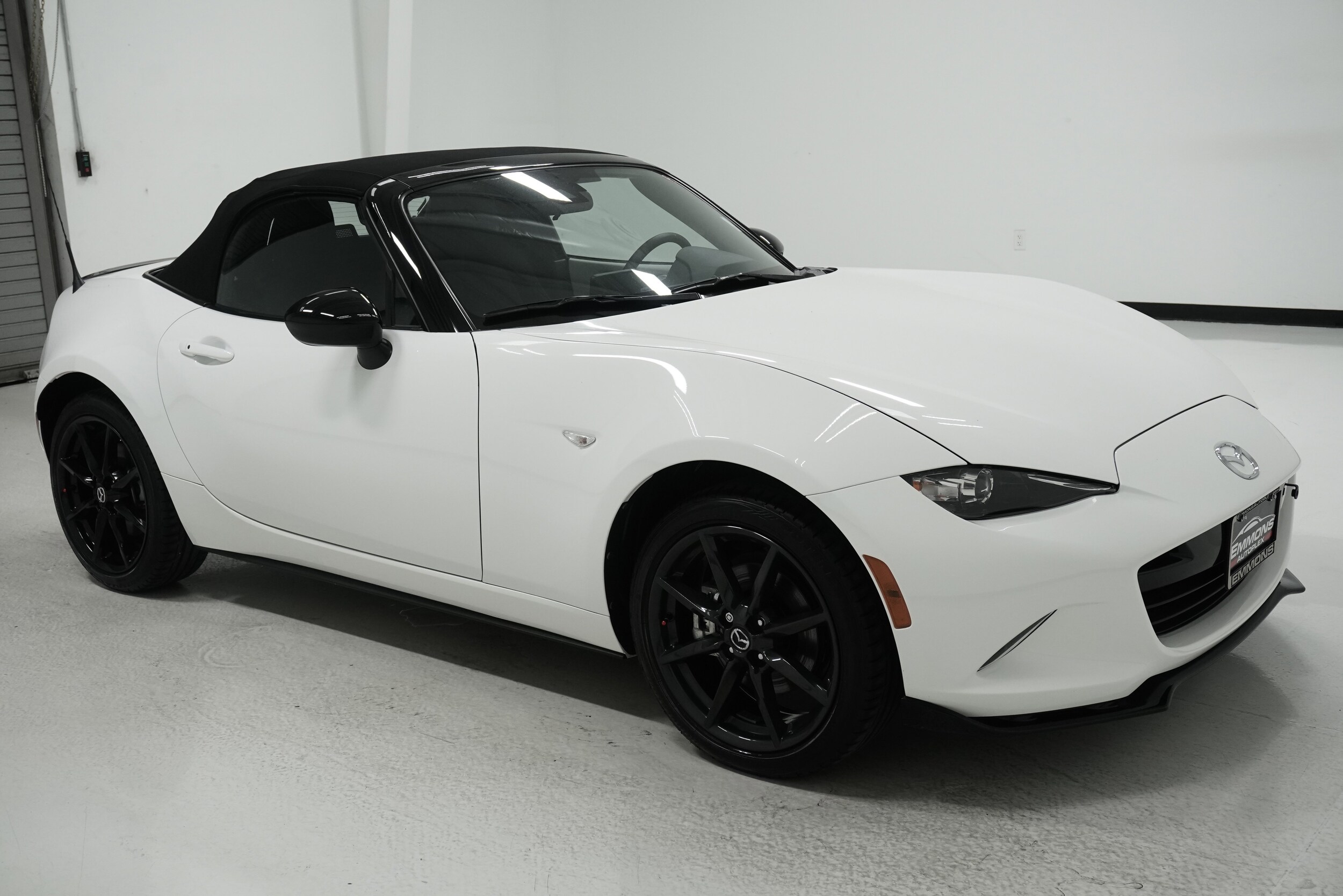 2021 Mazda MX-5 Miata Miata photo 3
