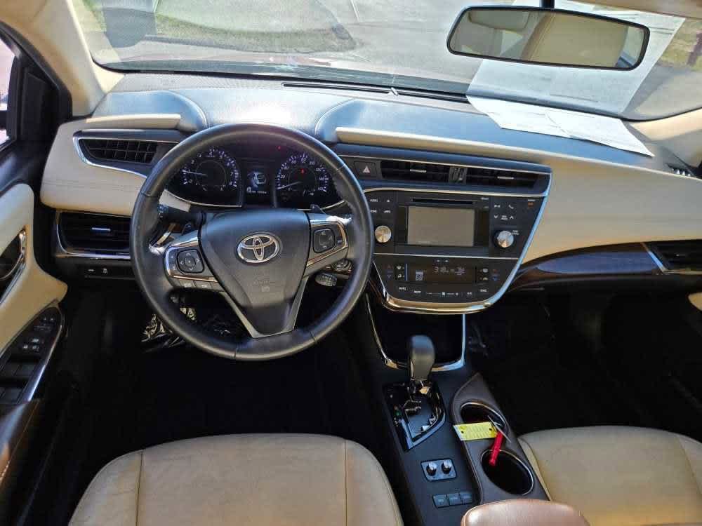 Used 2015 Toyota Avalon XLE with VIN 4T1BK1EB2FU190058 for sale in North Pekin, IL