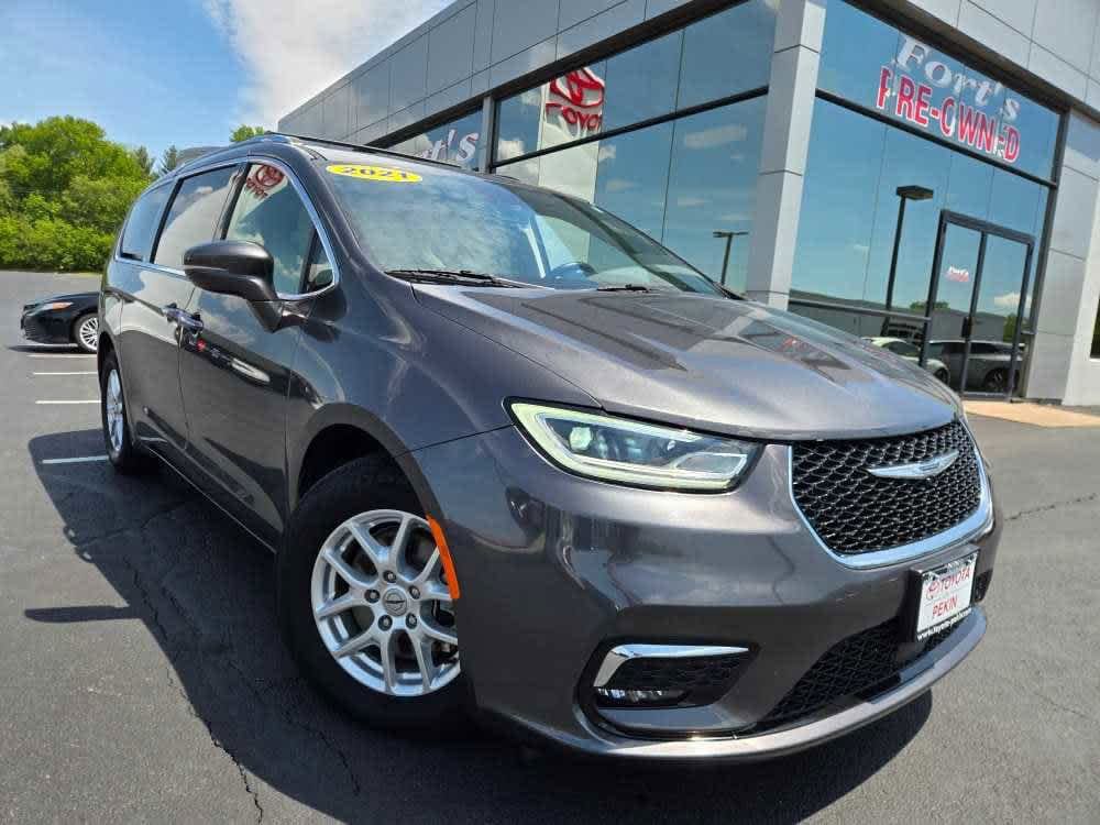 2021 Chrysler Pacifica Touring L's photo