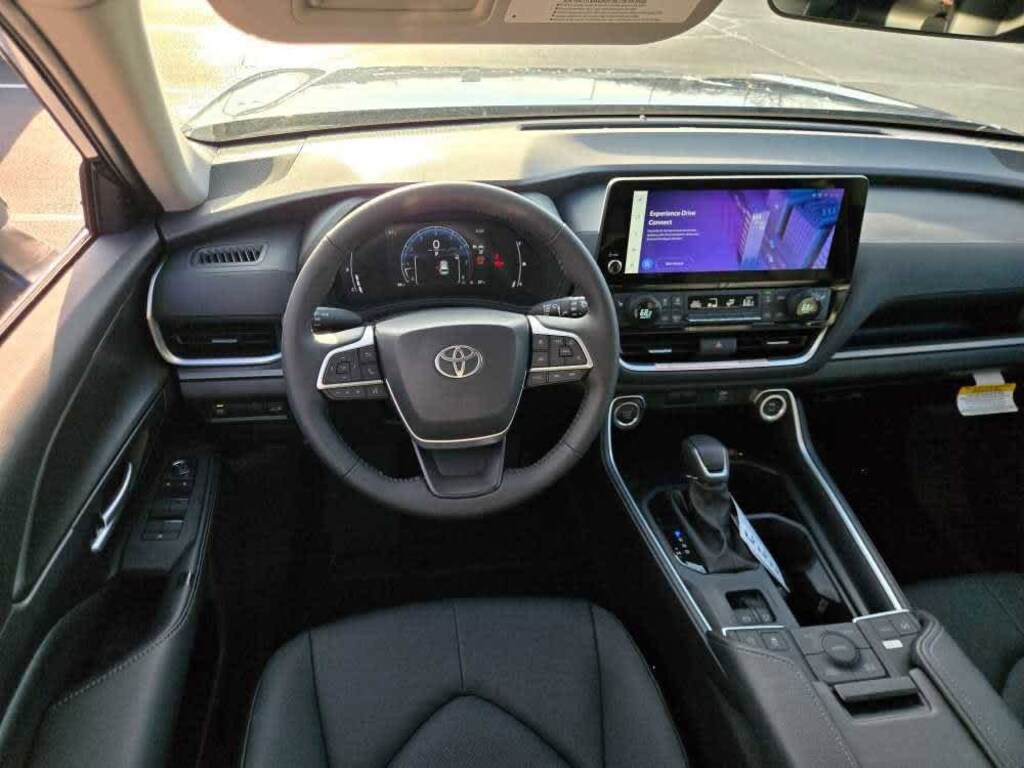 Used 2025 Toyota Grand Highlander XLE SUV