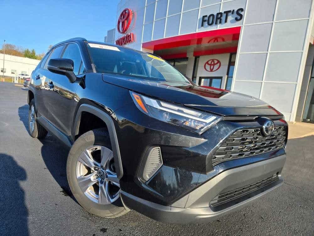 2023 Toyota RAV4 SUV 