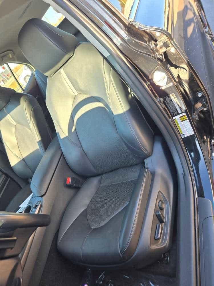 2023 Toyota Camry XSE - Photo 6