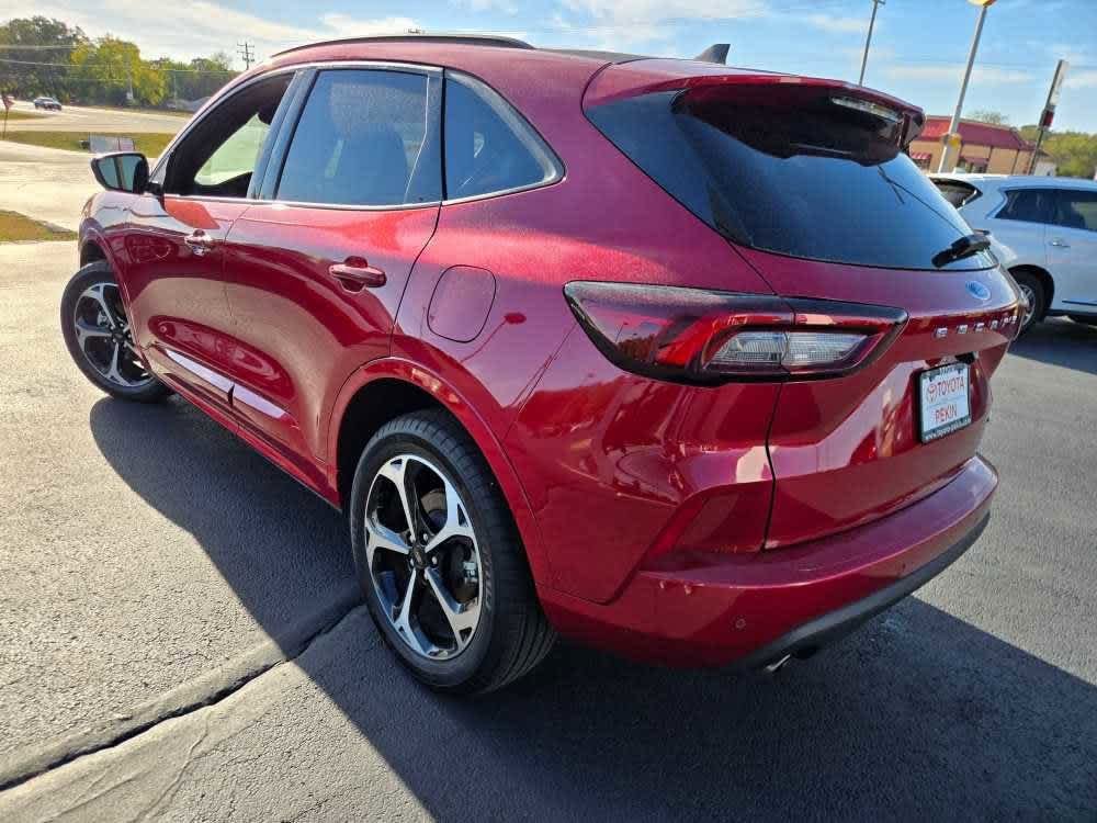 2023 Ford Escape ST-Line Elite - Photo 3