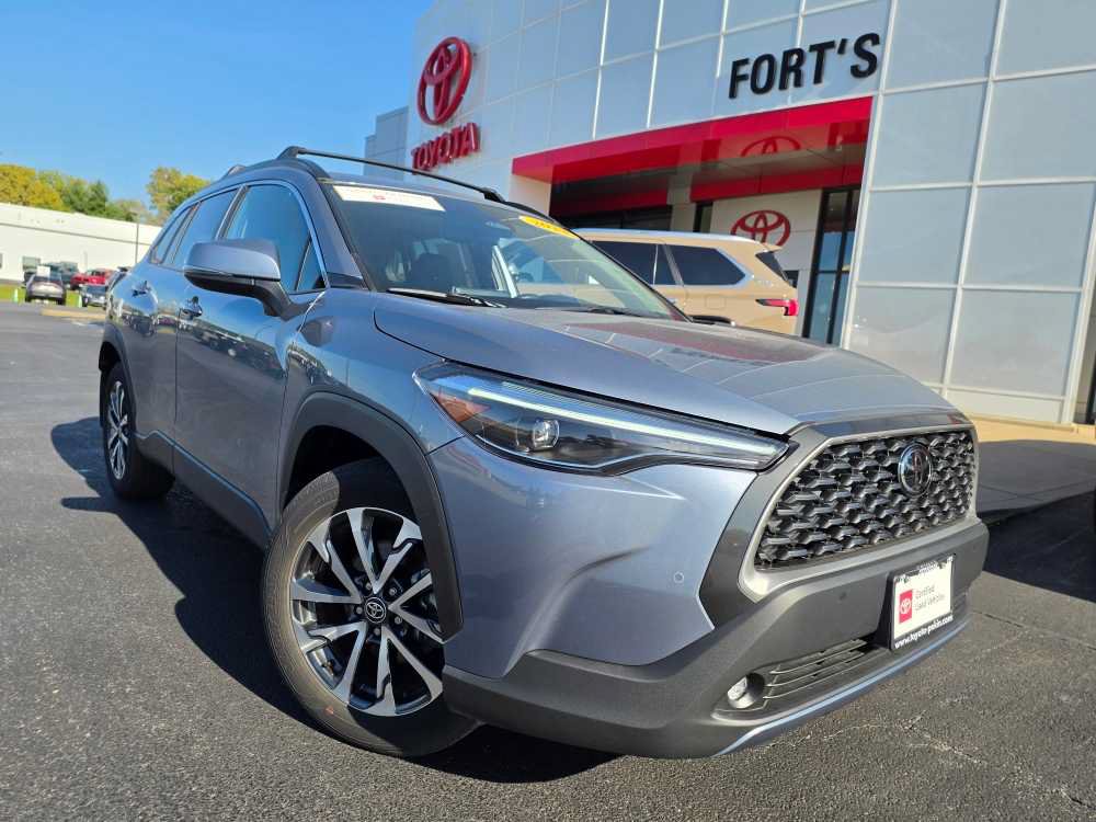 2024 Toyota Corolla Cross XLE