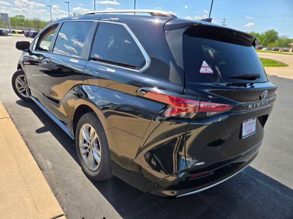 Certified 2023 Toyota Sienna Limited 7 Passenger Van Passenger Van