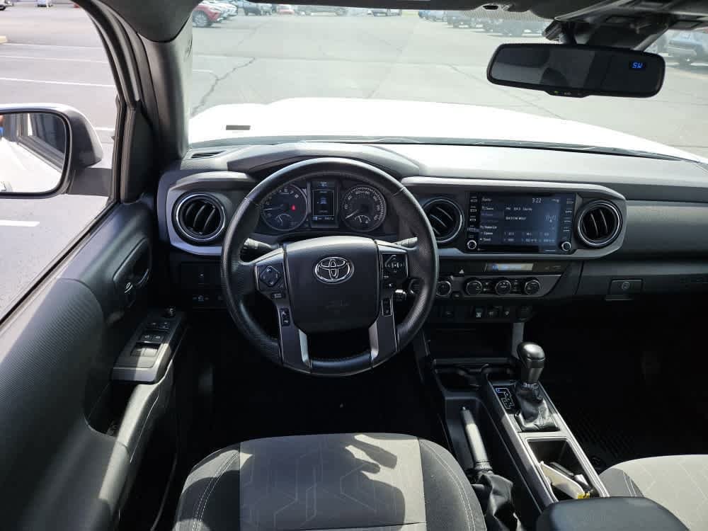 Used 2021 Toyota Tacoma TRD Off Road with VIN 3TMCZ5AN2MM428049 for sale in Pekin, IL