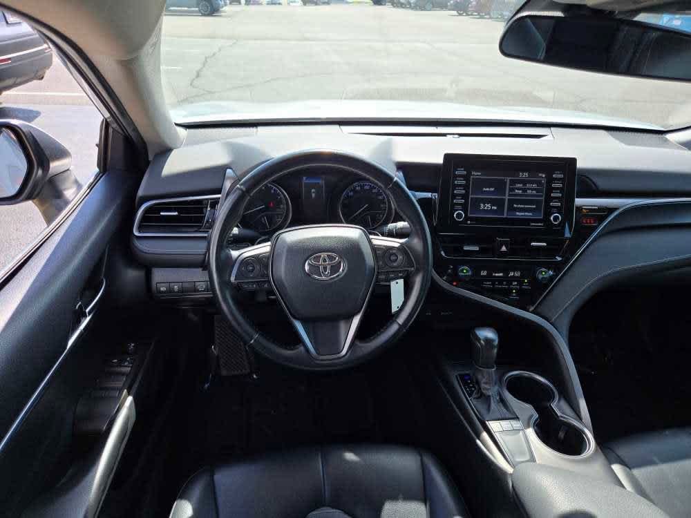 Certified 2022 Toyota Camry SE with VIN 4T1G11AK5NU695704 for sale in Pekin, IL