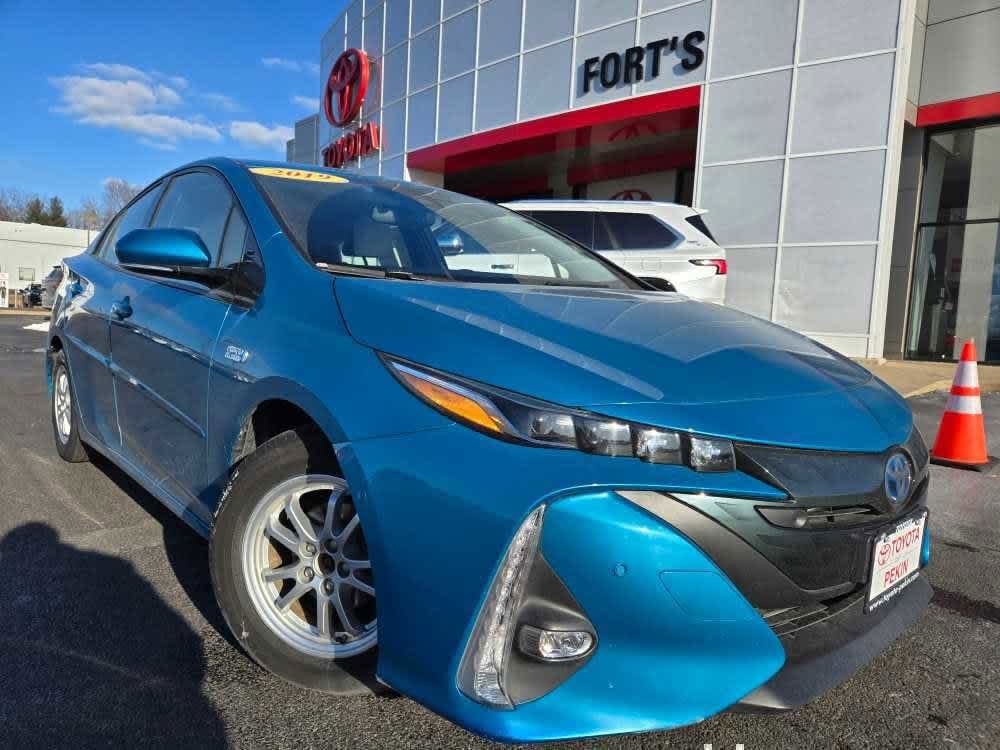 2019 Toyota Prius Prime Advanced's photo