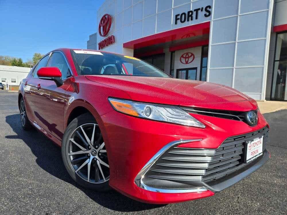 2023 Toyota Camry Sedan 