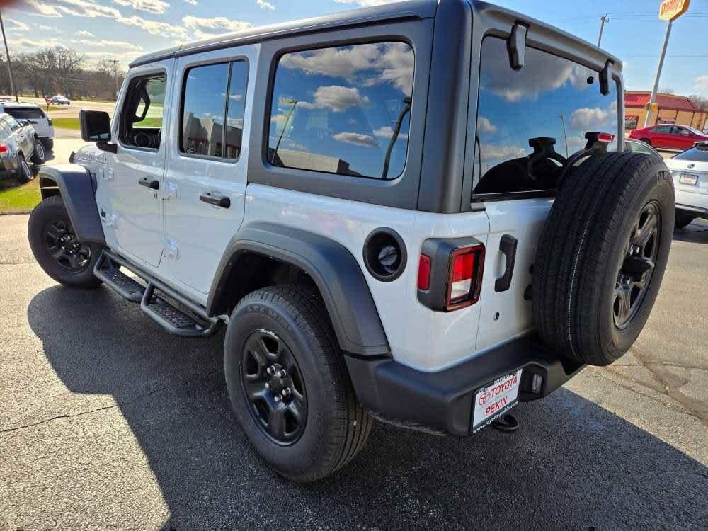 2023 Jeep Wrangler Sport photo 3