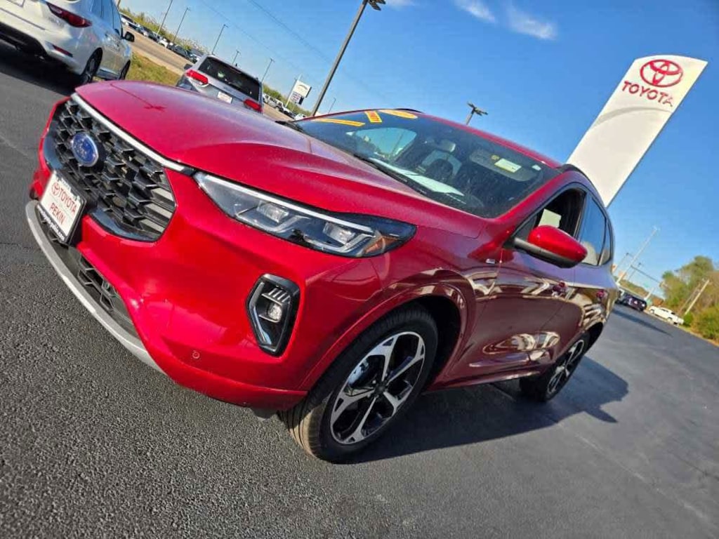 Used 2023 Ford Escape ST-Line Elite SUV