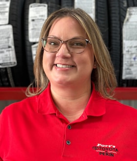 Staff member Amanda Railey from b1ff40ef55c9