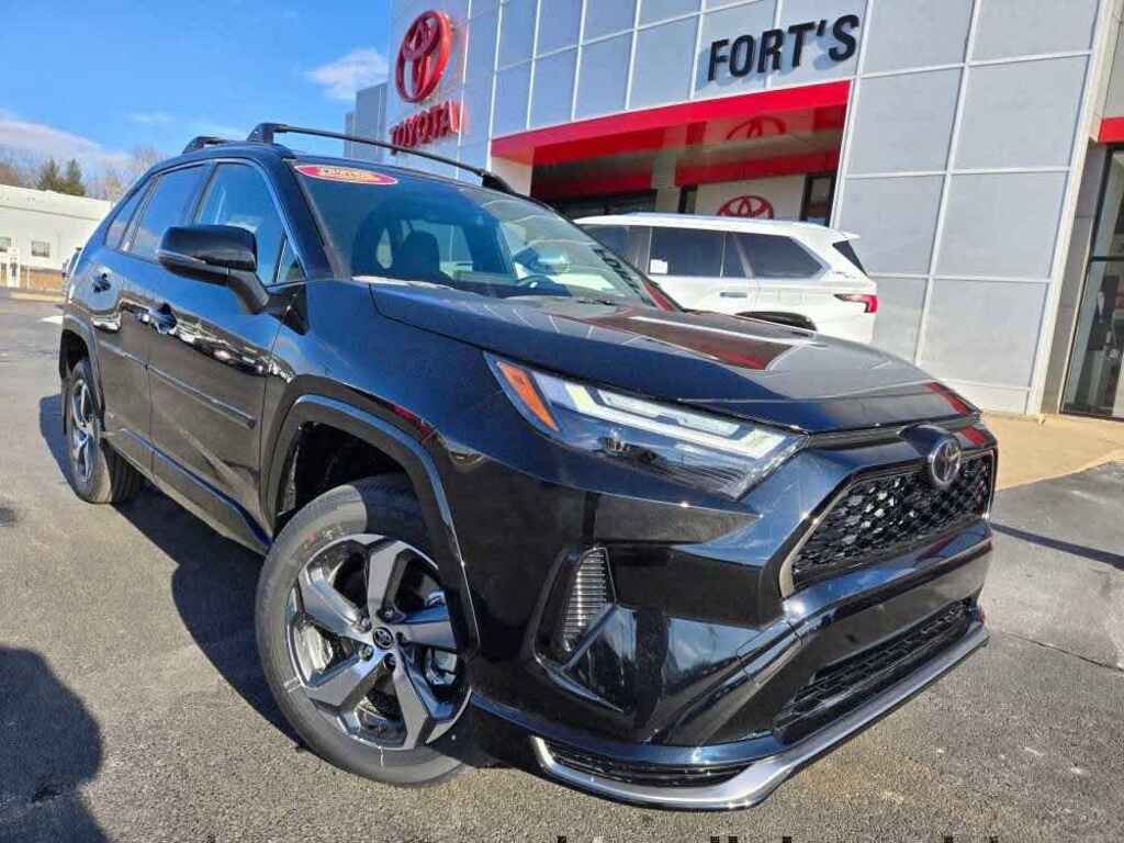 Used 2025 Toyota RAV4 Plug-in Hybrid SE SUV