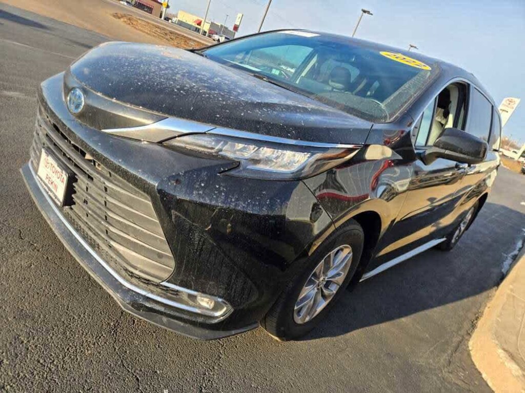 Certified 2022 Toyota Sienna XLE 7 Passenger Van Passenger Van