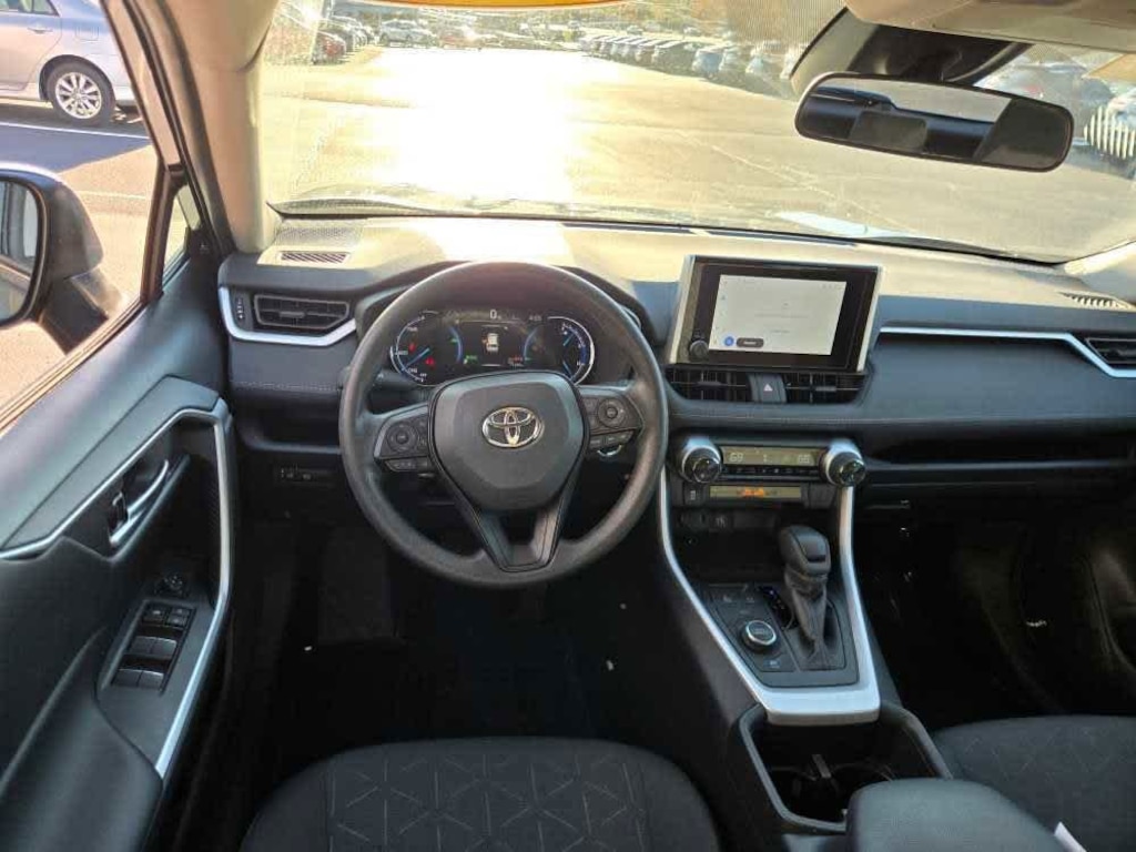 Used 2025 Toyota RAV4 Hybrid XLE SUV