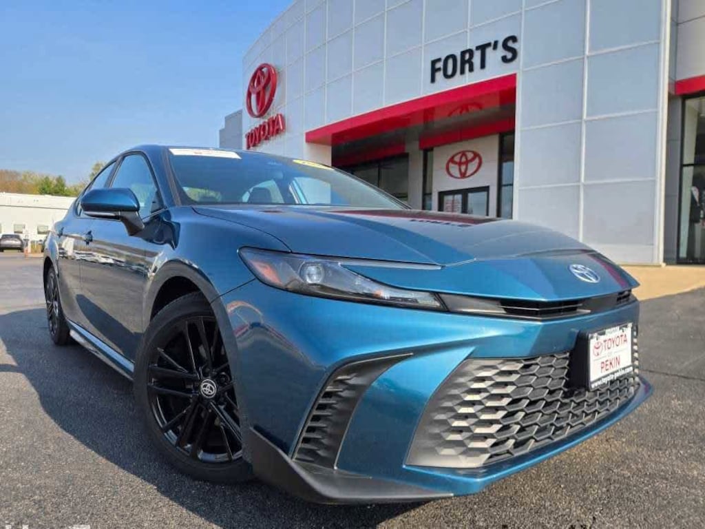 Certified 2025 Toyota Camry SE Sedan