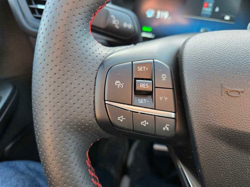 2023 Ford Escape ST-Line Elite - Photo 15