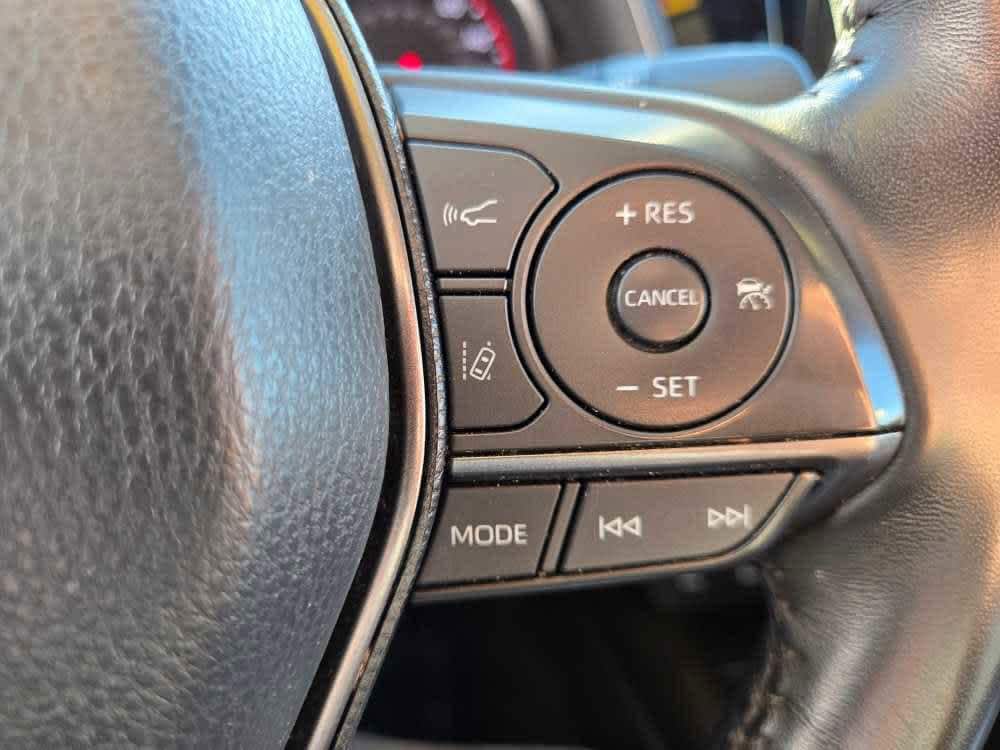 2023 Toyota Camry XSE - Photo 13