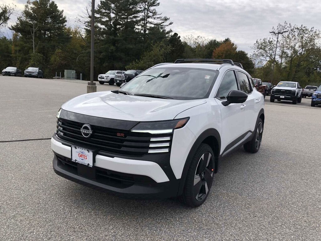 New 2026 Nissan Kicks SR SUV