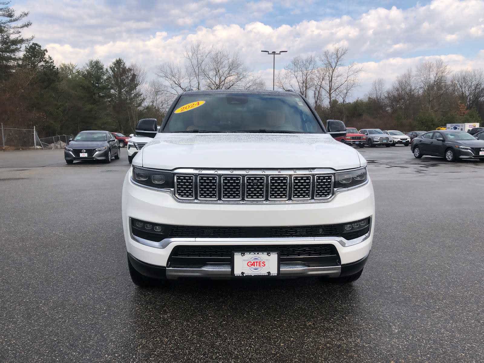 2024 Jeep Grand Wagoneer Series III photo 2