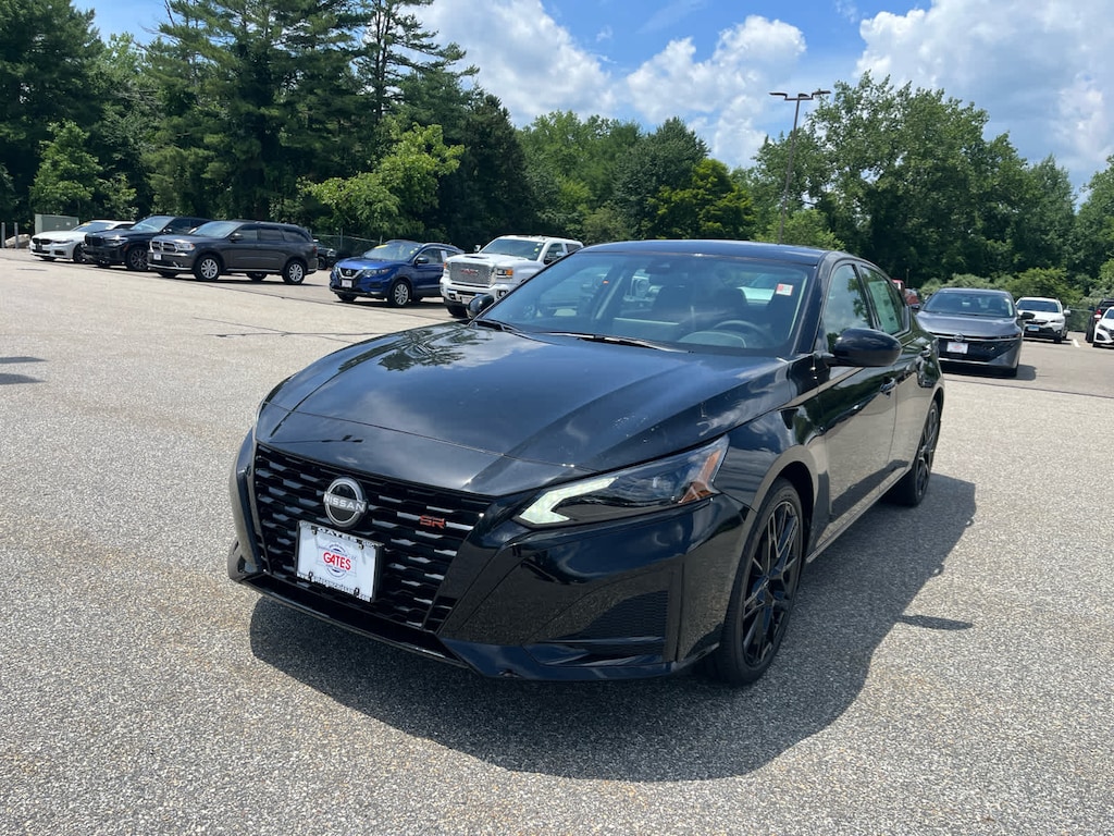 New 2026 Nissan Altima SR Sedan