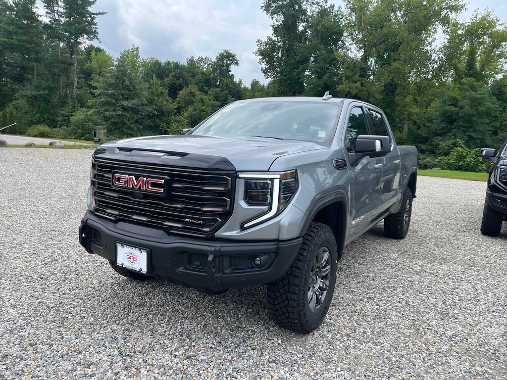 New 2026 GMC Sierra 1500 AT4X 4WD Crew Cab 147 Truck