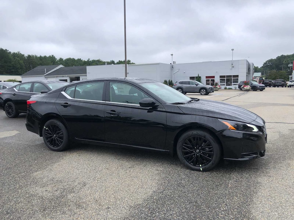 New 2026 Nissan Altima SV Sedan