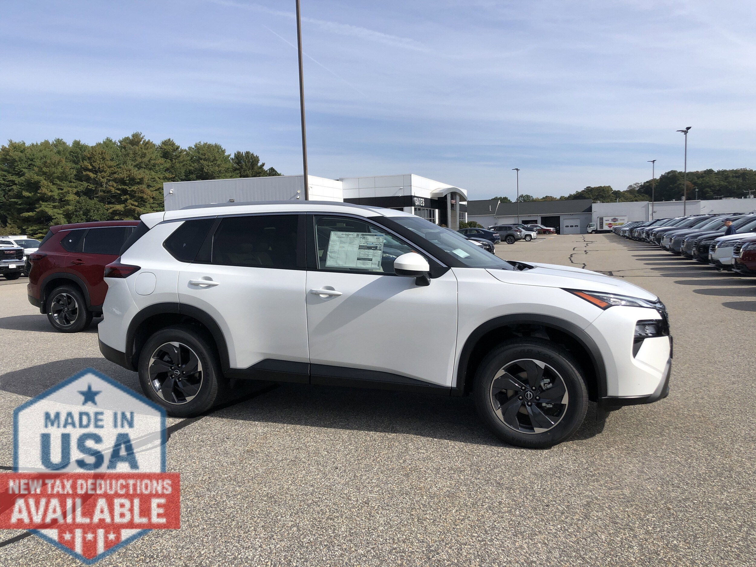 2026 Nissan Rogue SV photo 4