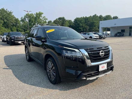 2023 Nissan Pathfinder SL SUV