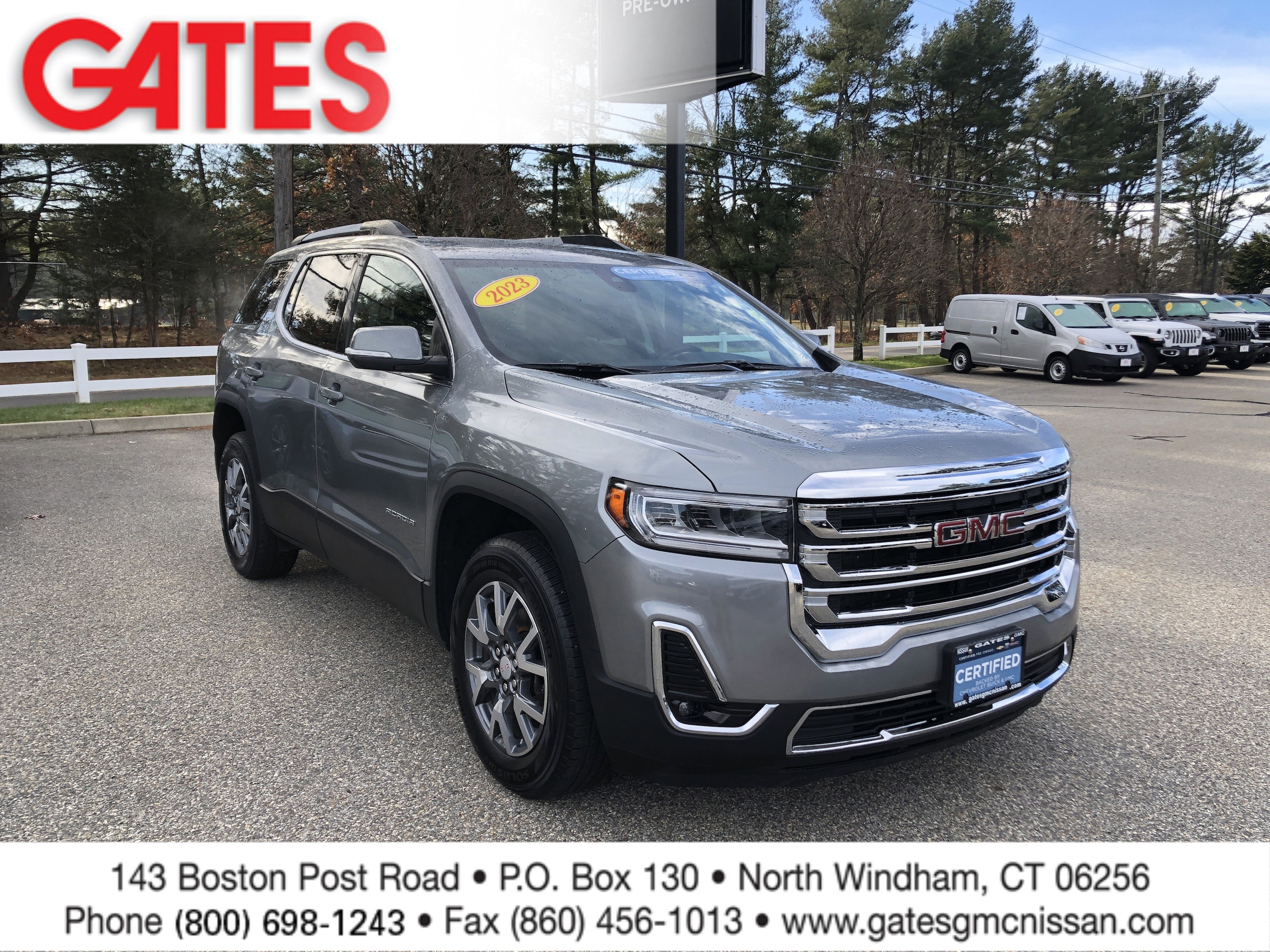 2023 GMC Acadia SLT's photo