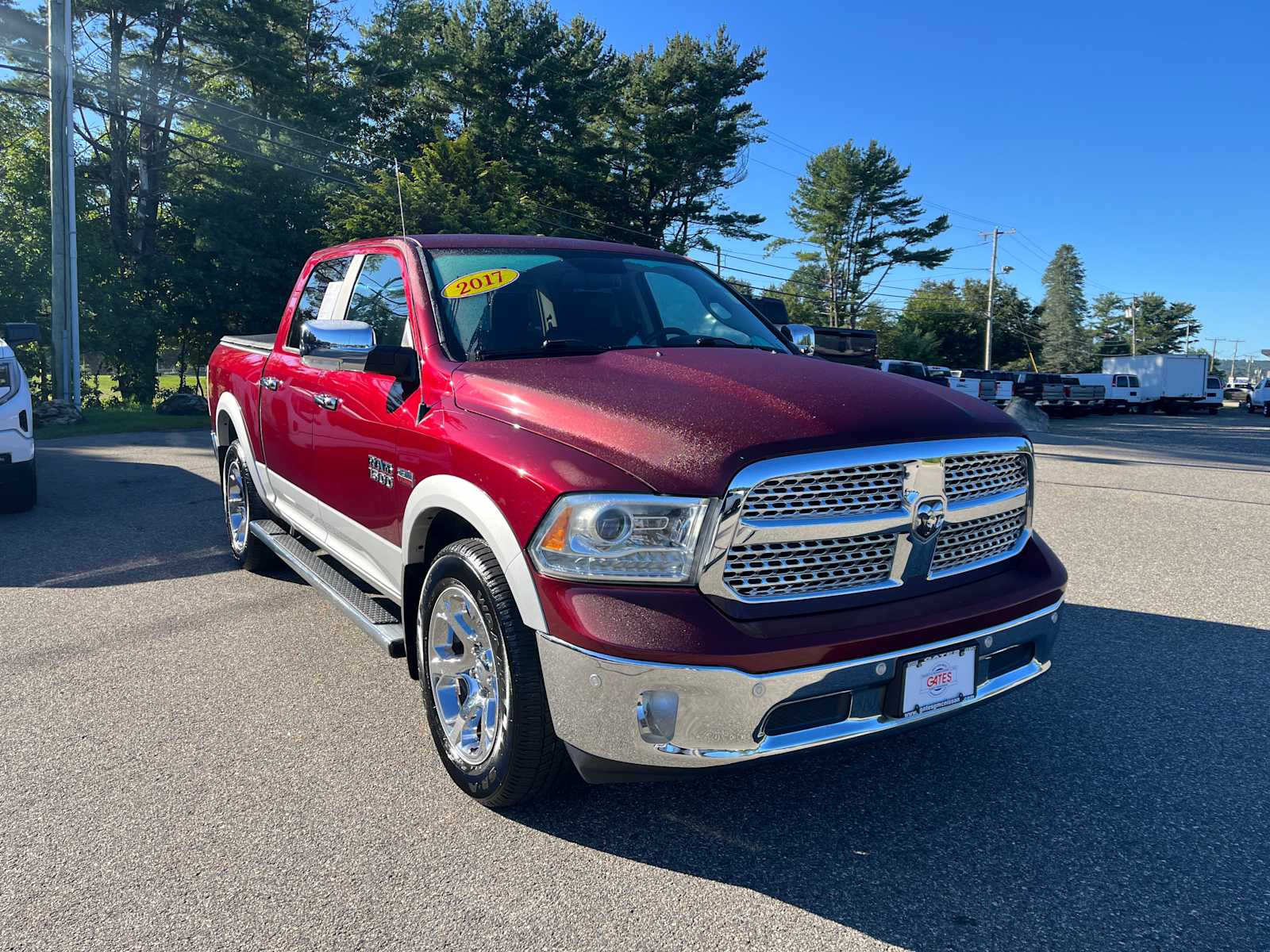 2017 RAM 1500 Laramie Crew Cab 4WD