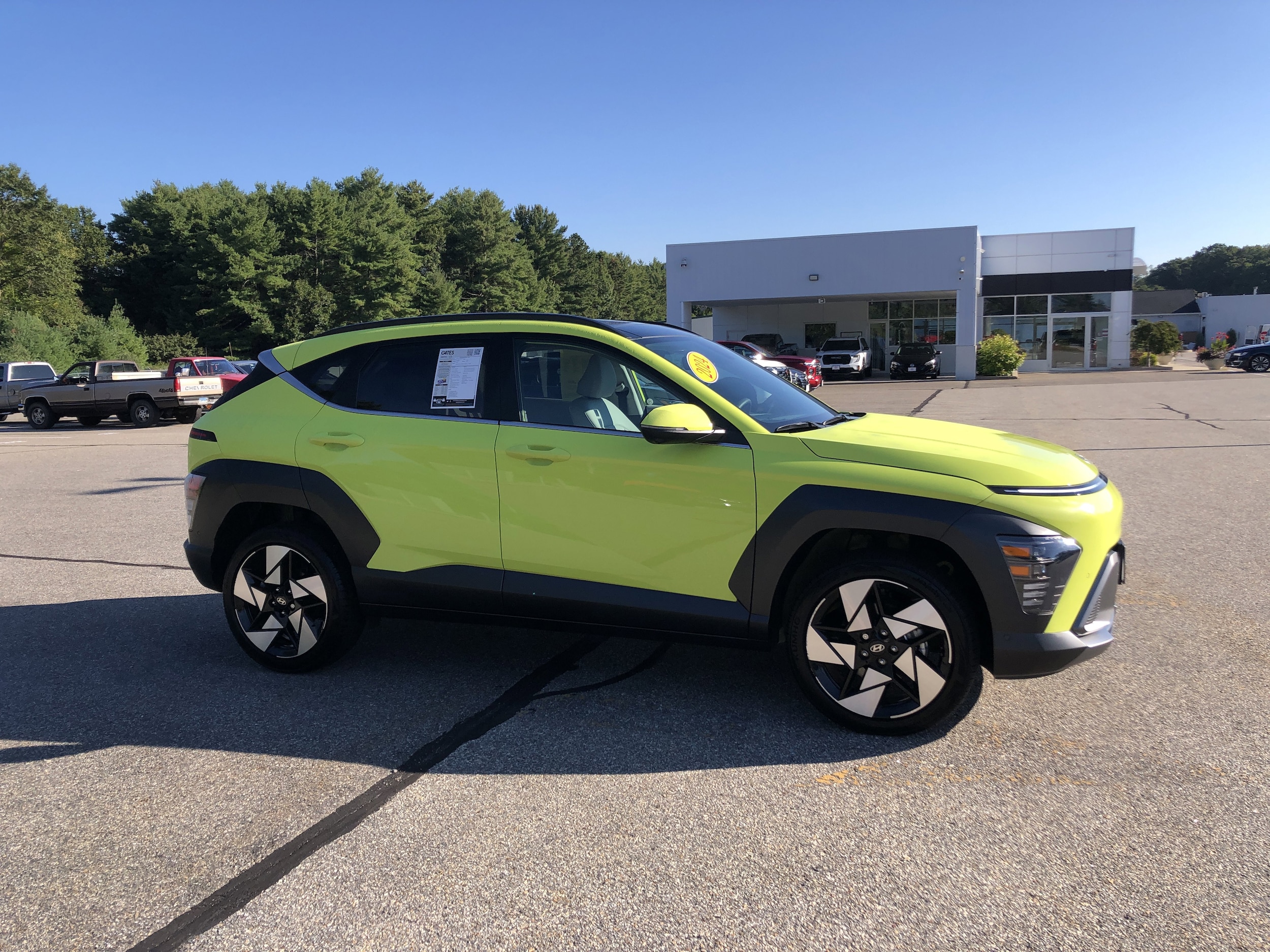 2024 Hyundai Kona Limited photo 3