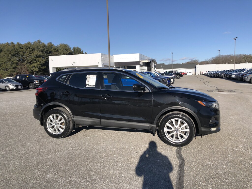 Used 2020 Nissan Rogue Sport SV Sport Utility