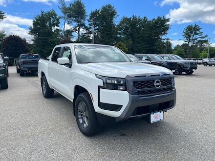 2026 Nissan Frontier SV Crew Cab 4x4 Truck
