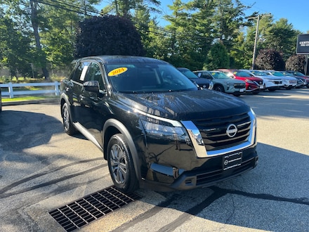 2024 Nissan Pathfinder S SUV